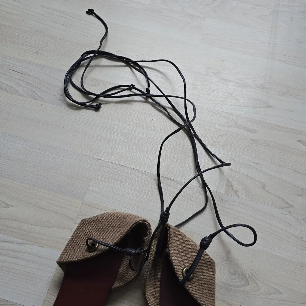 Unisa Sandals Size 9.5